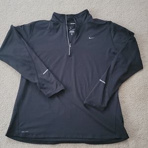 Nike drifit top